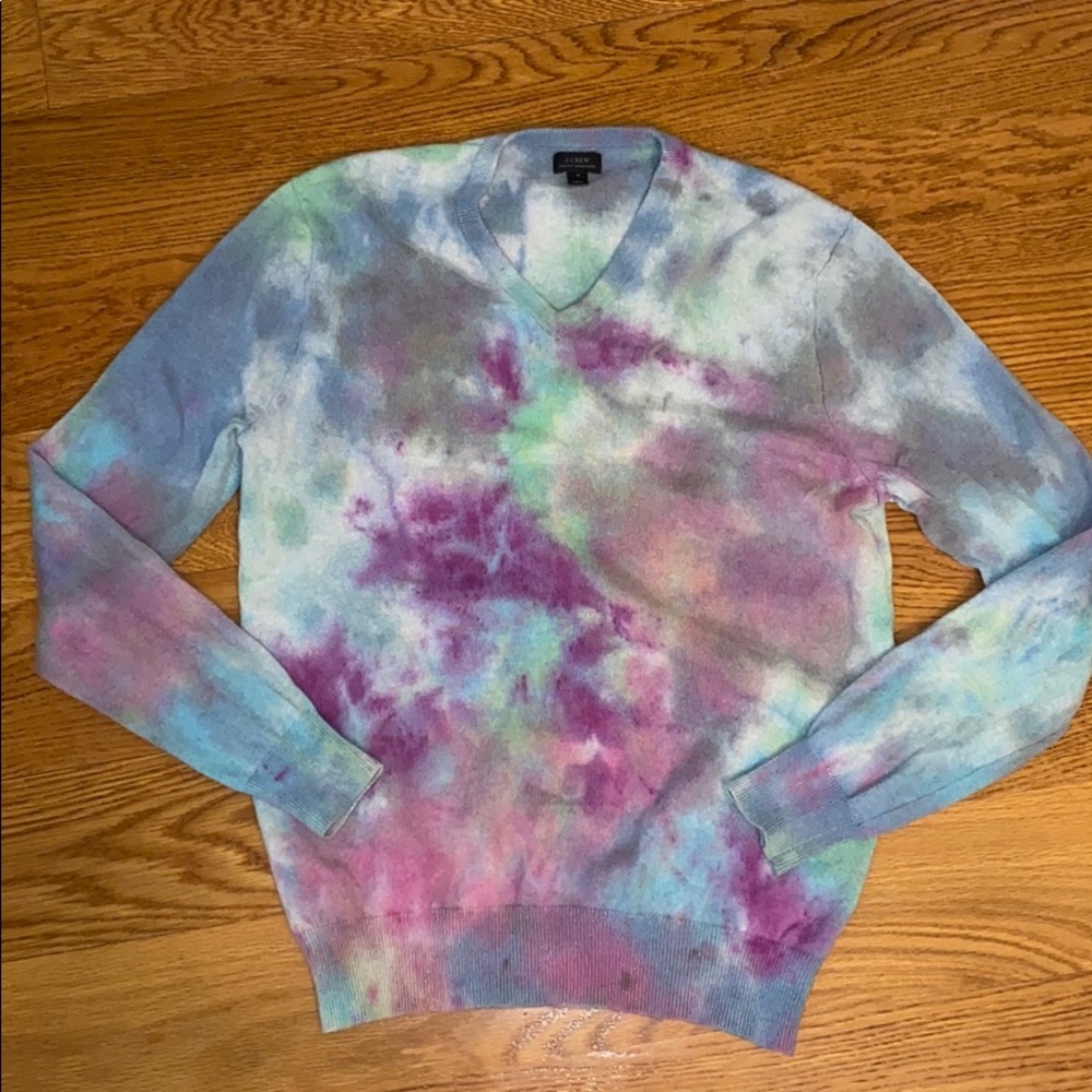 One of a kind tie dyed cashmere men’s m sweater